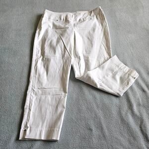 Est. 1946 White Capris Mid-Rise Cropped Pants Size 12 Contemporary Stretch NEW